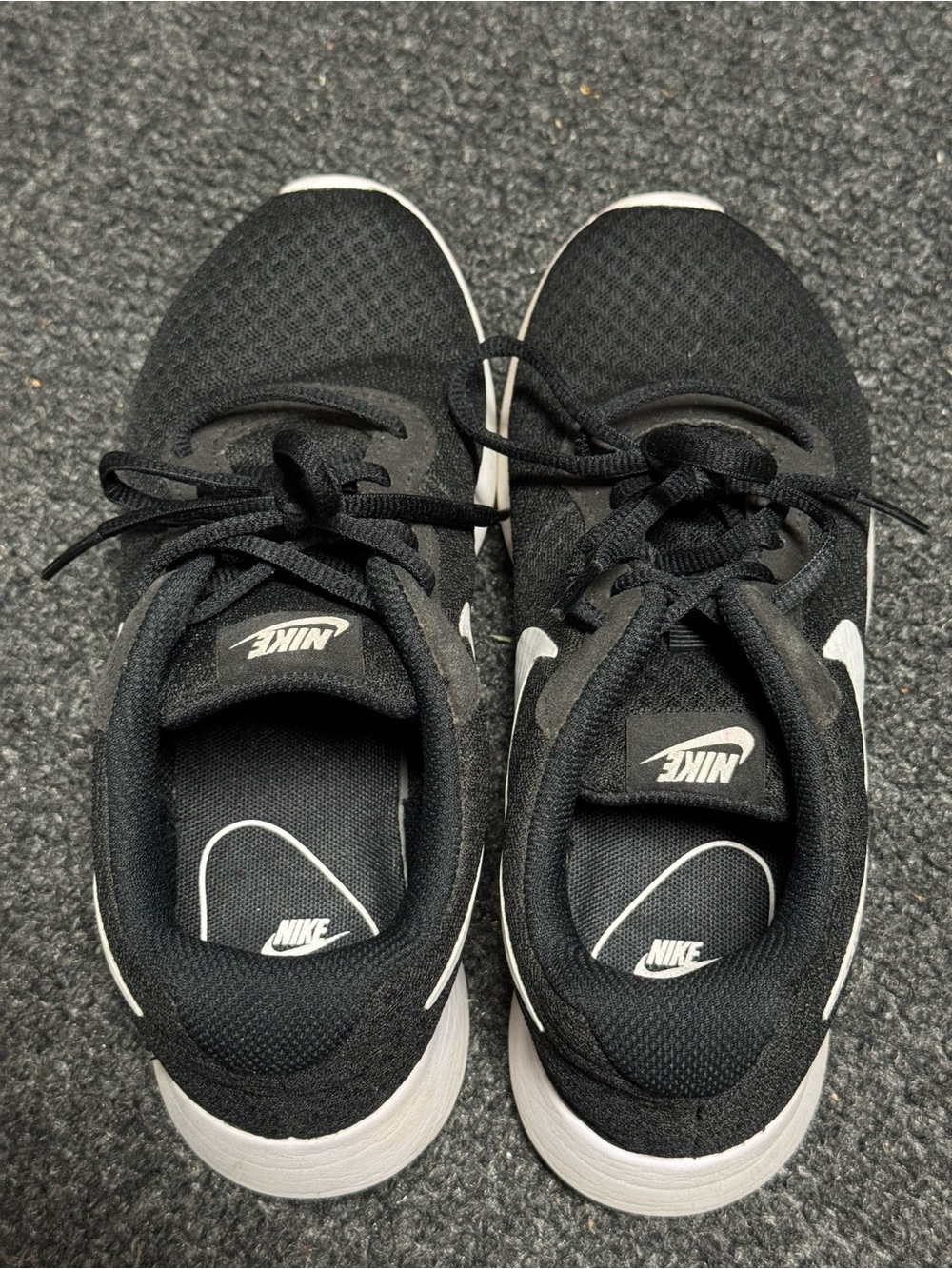 Nike Tanjun Black White - Picture 6 of 11